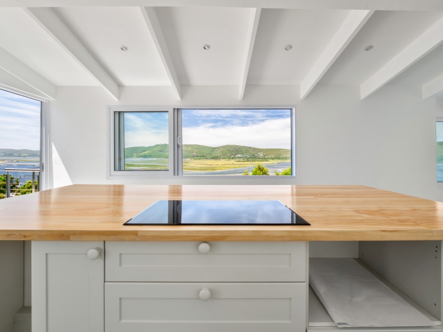 5 Bedroom Property for Sale in Knysna Heights Western Cape
